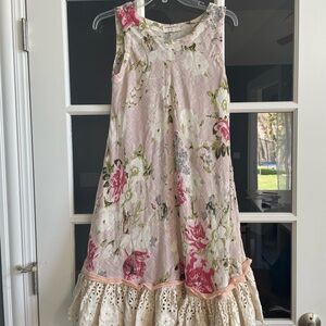Floral Sleeveless Dress with Lace Hem size small